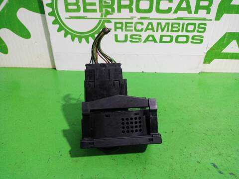 Foto 2ª: Mando Luces Ford Fiesta AMBIENTE 68CV (2001)