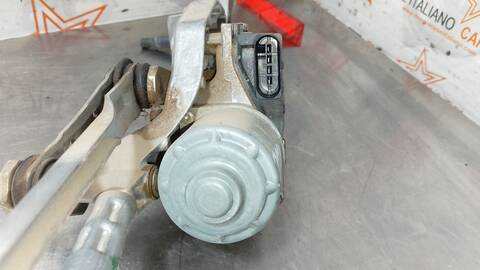 Foto 2ª: Motor Limpia Delantero Mercedes Clase E 180 E 220 D 213.004) 194CV 143KW [654920] (2017)