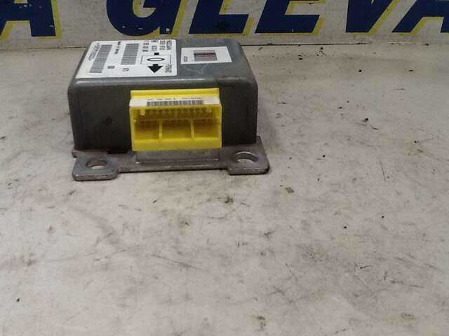 Centralita Airbag Nissan Terrano 2.7 TD 0CV