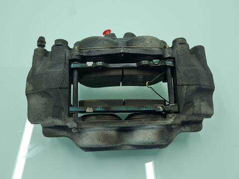 Foto 2ª: Pinza Freno Delantera Izquierdo Toyota Land Cruiser VX 177CV 130KW [1GD] (2016)