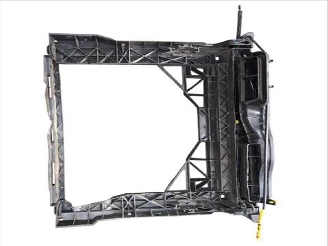 Foto 3ª: Paragolpes Delantero Seat Leon 1.6 TDI (2012)