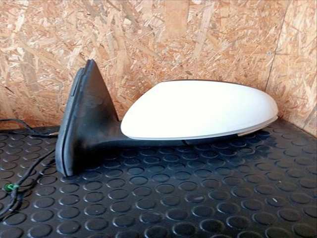 Foto 2ª: Retrovisor Izquierdo Volkswagen Tiguan 2.0 TDI 140CV (2007)