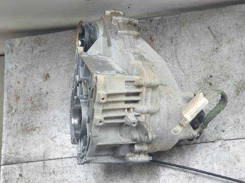 Caja Transfer Land Rover Range SE 113CV 83KW