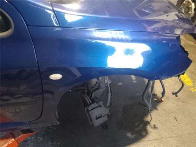 Aleta Delantera Derecha Peugeot 307 2.0 HDI 90