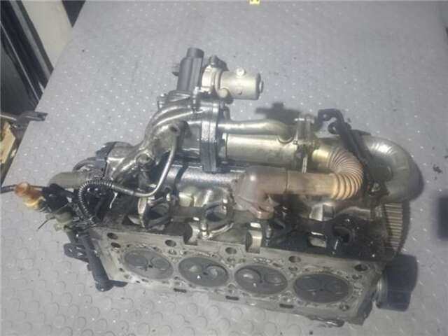 Foto 3ª: Culata Renault Megane 1.5 AUTHENTIQUE CONFORT [1.5 LTR. - 63 KW DCI DIESEL CAT] II BERLINA 3P (10.2002-_)