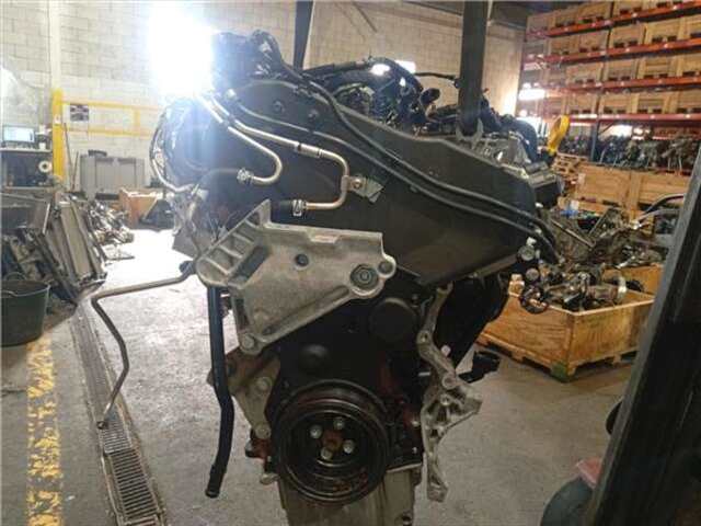 Foto 3ª: Motor Completo Volkswagen Golf 1.6 BUSINESS [1.6 LTR. - 85 KW TDI]