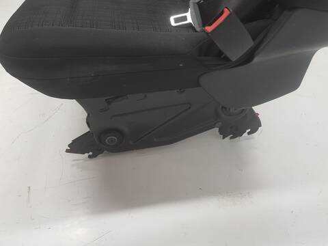 Foto 2ª: Asiento Trasero Central Mercedes Vito 114-116 CDI 119 CDI-BT PRO KOMPAKT 447.701) (2019)