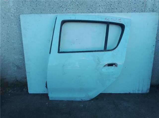 Puerta Trasera Izquierda Dacia Sandero 1.2 16V (75 CV)