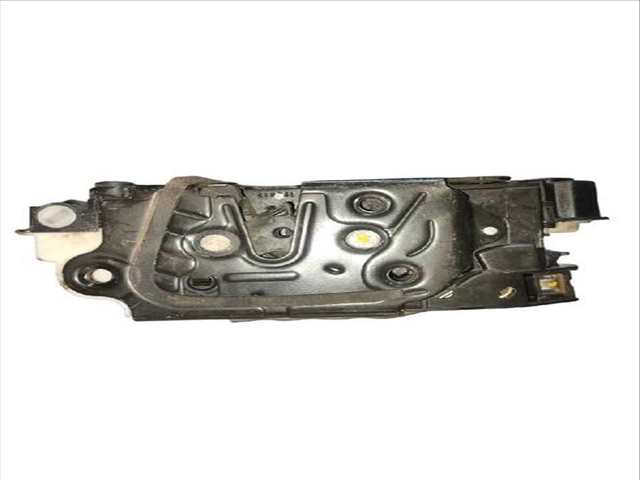 Foto 2ª: Cerradura Puerta Trasera Izquierda Volkswagen Polo 1.2 TSI 90CV (2009)