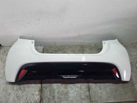 Paragolpes Trasero Toyota Yaris MXPH11L-BHXSBW 115CV