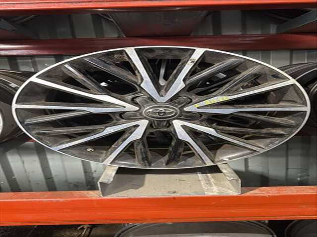 LLanta Chapa Toyota CHR HYBRID ADVANCE 122CV