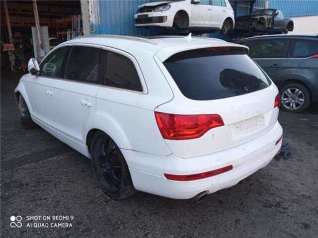 Foto 2ª: Piloto Trasero Derecho Audi Q7 4.2 FSI [4.2 LTR. - 257 KW V8 32V FSI] [BAR]