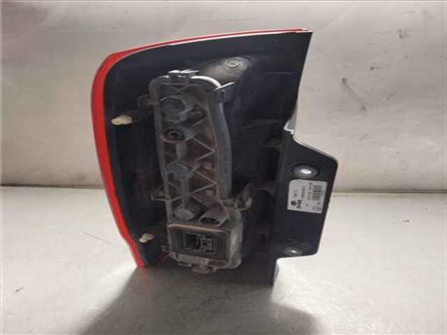 Foto 3ª: Piloto Trasero Derecho Citroen Nemo 1.3 FURGON [1.3 LTR. - 59 KW HDI FAP] (2008 _) [199A9000]