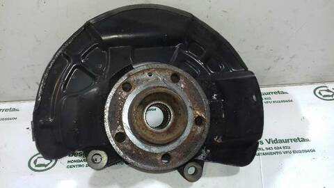 Mangueta Delantera Izquierda Volvo XC 90 D5 KINETIC 136KW) 7 ASIENTOS) 185CV