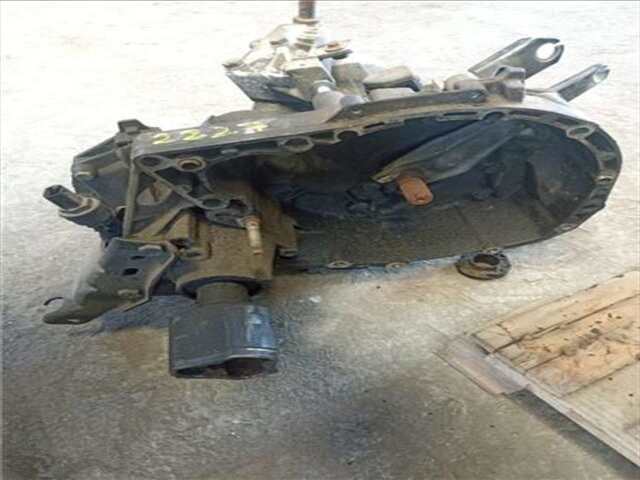 Foto 2ª: Caja Cambios Renault Clio 1.4 RT B/CBOC [1.4 LTR. - 55 KW]