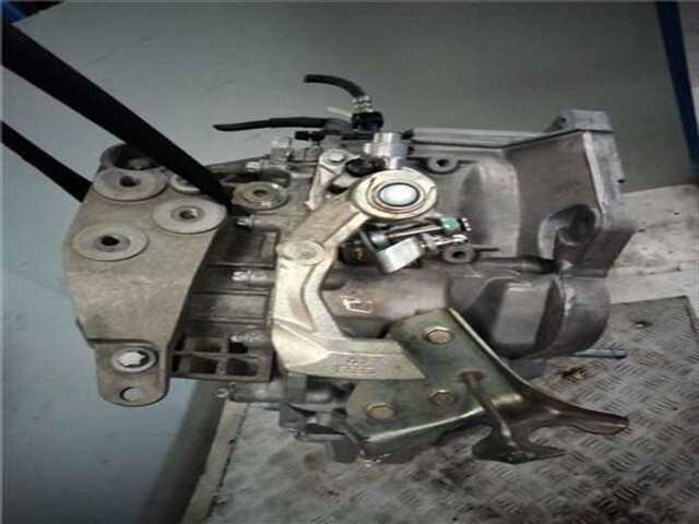 Foto 2ª: Caja Cambios Fiat Punto 1.3 DYNAMIC [1.3 LTR. - 66 KW 16V JTD CAT] [199A3000]