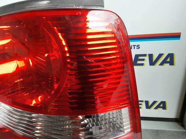 Foto 2ª: Piloto Trasero Derecho Volkswagen Touran 1.6 102CV/75KW [T53] 0CV [BSE] (2006)