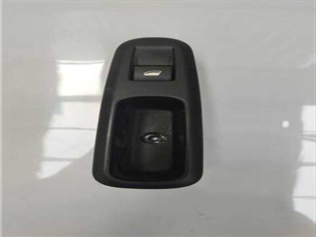 Botonera Elevalunas Peugeot 3008 1.6 BLUEHDI 115 MCBHXW MCBHYB) 116CV 85KW