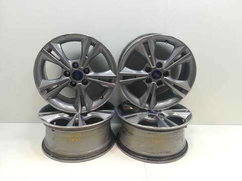 Juego LLantas Ford Focus M1DA BERLINA