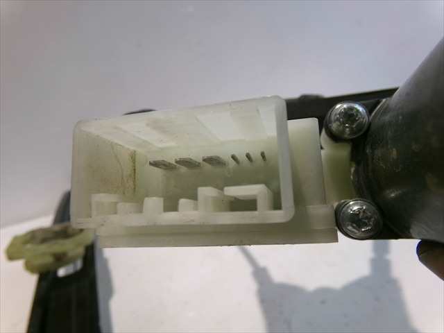 Foto 4ª: Elevalunas Eléctrico Delantero Derecho Seat Toledo 1.6 TDI 2013-2017 [CXM] (2015)