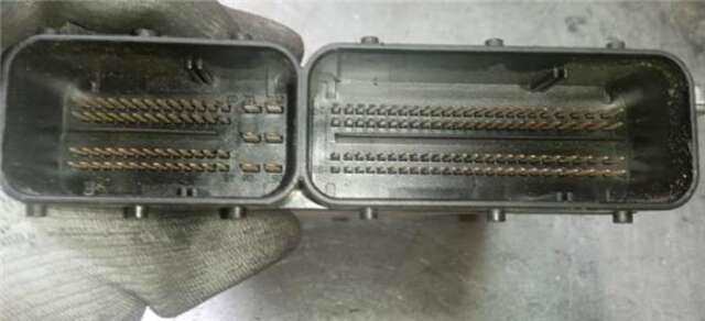 Foto 3ª: Centralita Motor ECU Bmw Serie 1 114 2.0 118D [2.0 LTR. - 90 KW 16V DIESEL CAT] [M47N 204 D4]