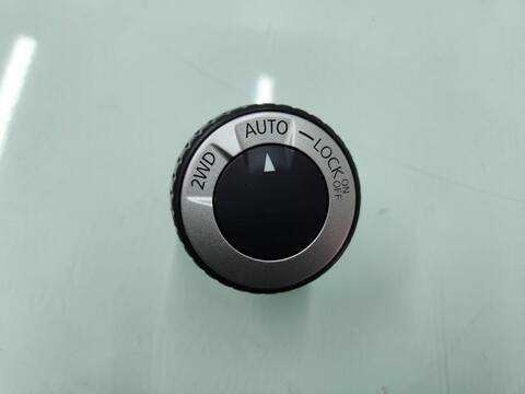 Mando Multifuncion Nissan Qashqai TEKNA PREMIUM 4X4 150CV 110KW