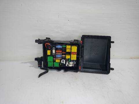 Caja Reles Fusibles Peugeot 308 ACTIVE 110CV