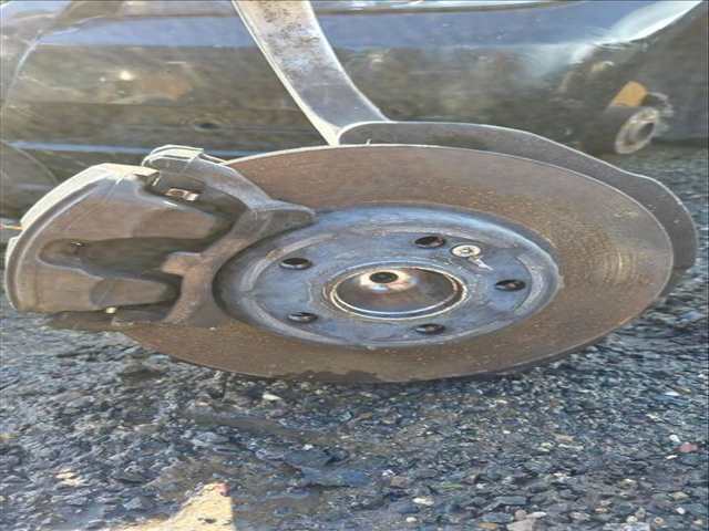 Mangueta Delantera Izquierda Mercedes Clase C 160 651921 BERLINA AUT.