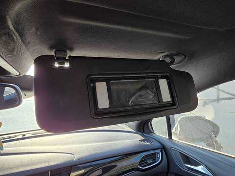 Foto 2ª: Parasol Derecho Opel Astra B16DTE BERLINA (2017)