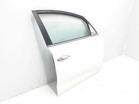 Foto 3ª: Puerta Delantera Derecha Kia Carens 1.6 GDI 135CV [G4FD] (2013)