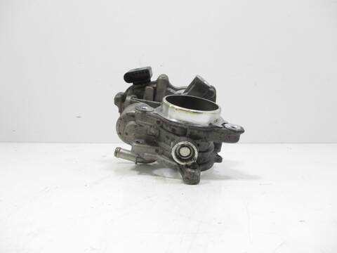 Foto 3ª: Caja Mariposa Skoda Rapid CXM (2016)