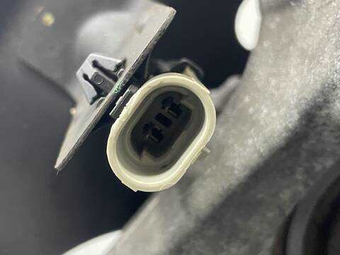 Foto 3ª: Mangueta Delantera Izquierda Chevrolet Captiva Z22D1 (2013)