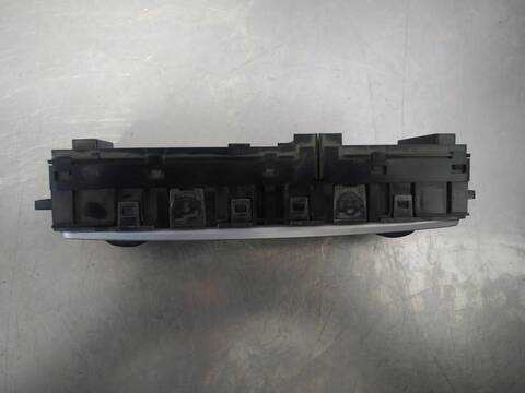 Foto 4ª: Mando Climatizador Renault Fluence EXPRESSION 106CV 78KW [K9K832] (2010)