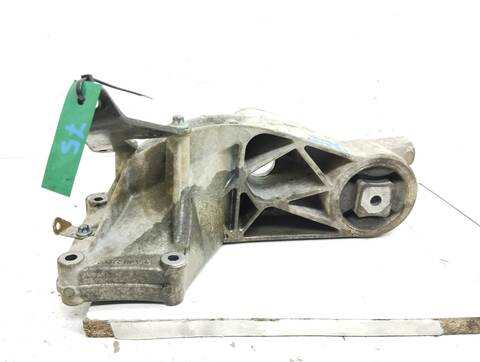 Foto 2ª: Soporte Motor Mercedes Vito 2.1 DIESEL 122CV 90KW CAJA CERRADA [611980] (2003)
