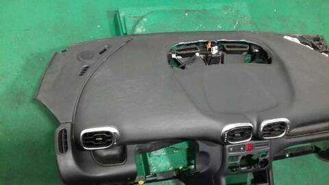 Foto 3ª: Salpicadero Citroen C3 1.6 16V HDI PICASSO 90CV 66KW [9HX] (2009)