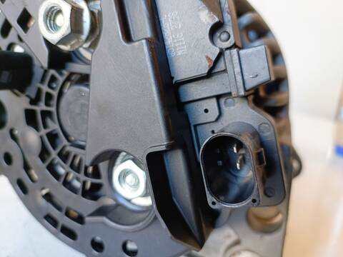 Alternador Volkswagen Transporter FURGON 2.5 TDI T4 102CV