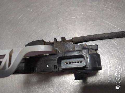 Foto 3ª: Cerradura Puerta Delantera Derecha Kia Sportage DRIVE 4X2 136CV 100KW [D4H4] (2014)