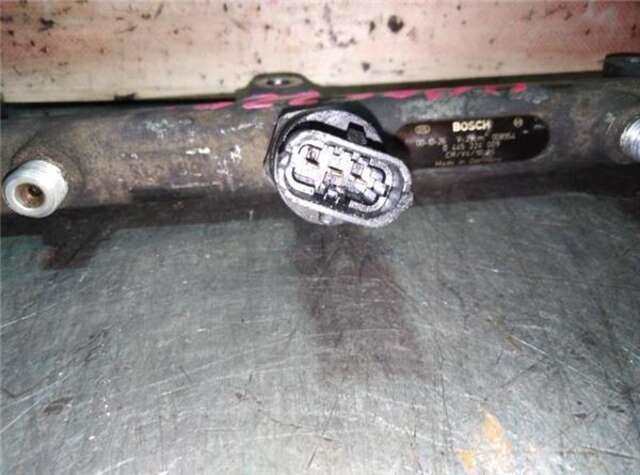 Foto 3ª: Rampa Inyectora Fiat Ducato 2.8 JTD [8140.43S]