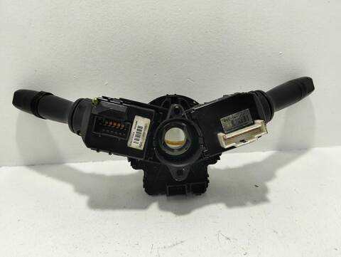 Foto 3ª: Mando Multifuncion Hyundai i40 1.6 CRDI CAT 1598 CM3) 136CV (2011)