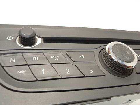 Foto 4ª: Sistema Audio Radio CD Renault Latitude 2.0 DCI DIESEL FAP 150CV 110KW [M9R824] (2011)