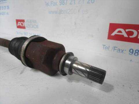 Foto 3ª: Transmision Delantera Izquierda Renault Megane 1.5 DCI BM0F CM0F) 82CV 60KW II BM0/1_ CM0/1_) [D/ K9K D 7] (2003)