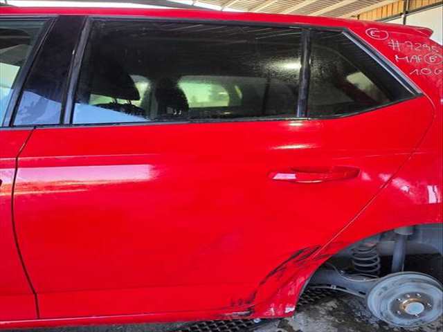Puerta Trasera Izquierda Skoda Fabia AMBITION 75CV 55KW