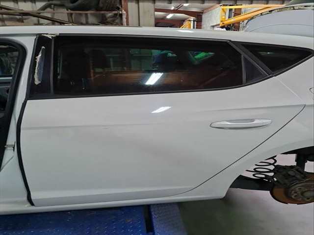 Puerta Trasera Izquierda Seat Leon 2.0 TDI 150CV 110KW