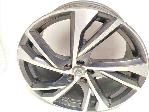 Foto 3ª: LLanta Chapa Volvo XC 40 T3 163CV 120KW [B3154T2] (2019)