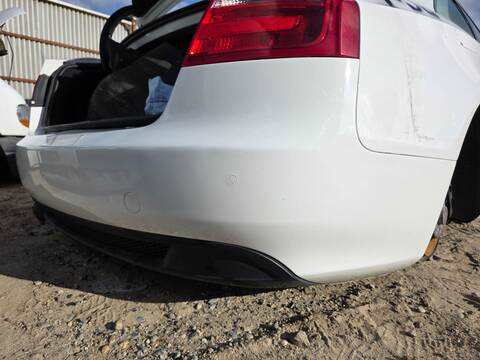 Foto 2ª: Paragolpes Trasero Audi A5 2.0 TFSI 132KW) 179CV (2008)