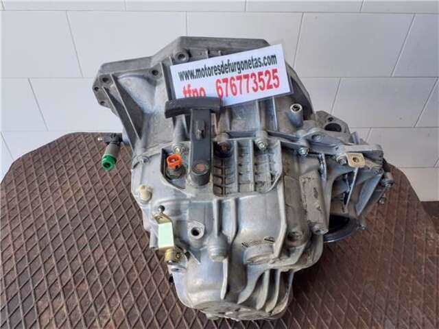 Caja Cambios Renault Trafic 2.5 29 CN COMBI6 ACRISTALADO PARCIAL [2.5 LTR. - 99 KW DCI DIESEL CAT]