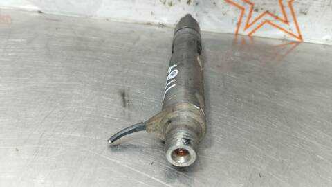 Foto 3ª: Inyectores Audi A6 2.5 TDI BERLINA 116CV 85KW [AEL] (1995)