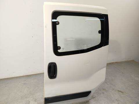 Foto 2ª: Puerta Lateral Corredera Izquierda Citroen Nemo 1.3 HDI 75 75CV 55KW FURGONETA FURGONETA/MONOVOLUMEN AA_) [FHZ] (2013)