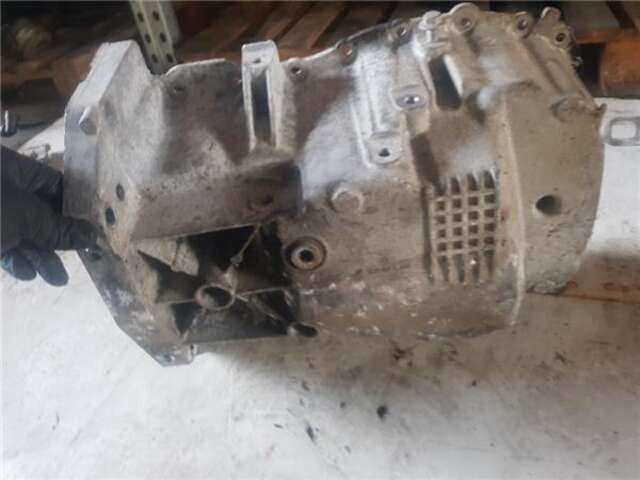 Foto 3ª: Carter Renault Clio 1.5 AUTHENTIQUE [1.5 LTR. - 48 KW DCI DIESEL]