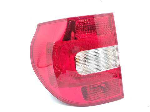 Piloto Trasero Izquierdo Skoda Yeti 1.2 TSI 110CV 81KW